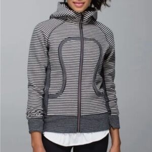 Lululemon Scubie Zip Up Women’s SZ 6